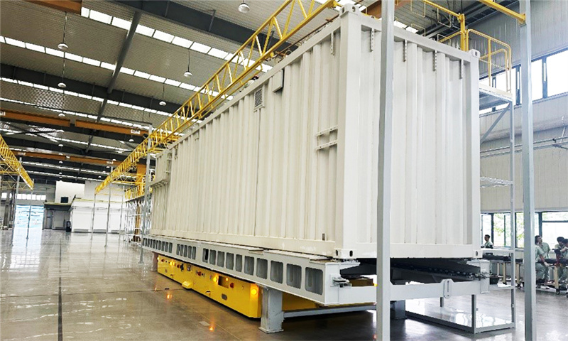 The Smart Manufacturing Prowess of SIASUN Heavy Payload Mobile Robots（images 1）