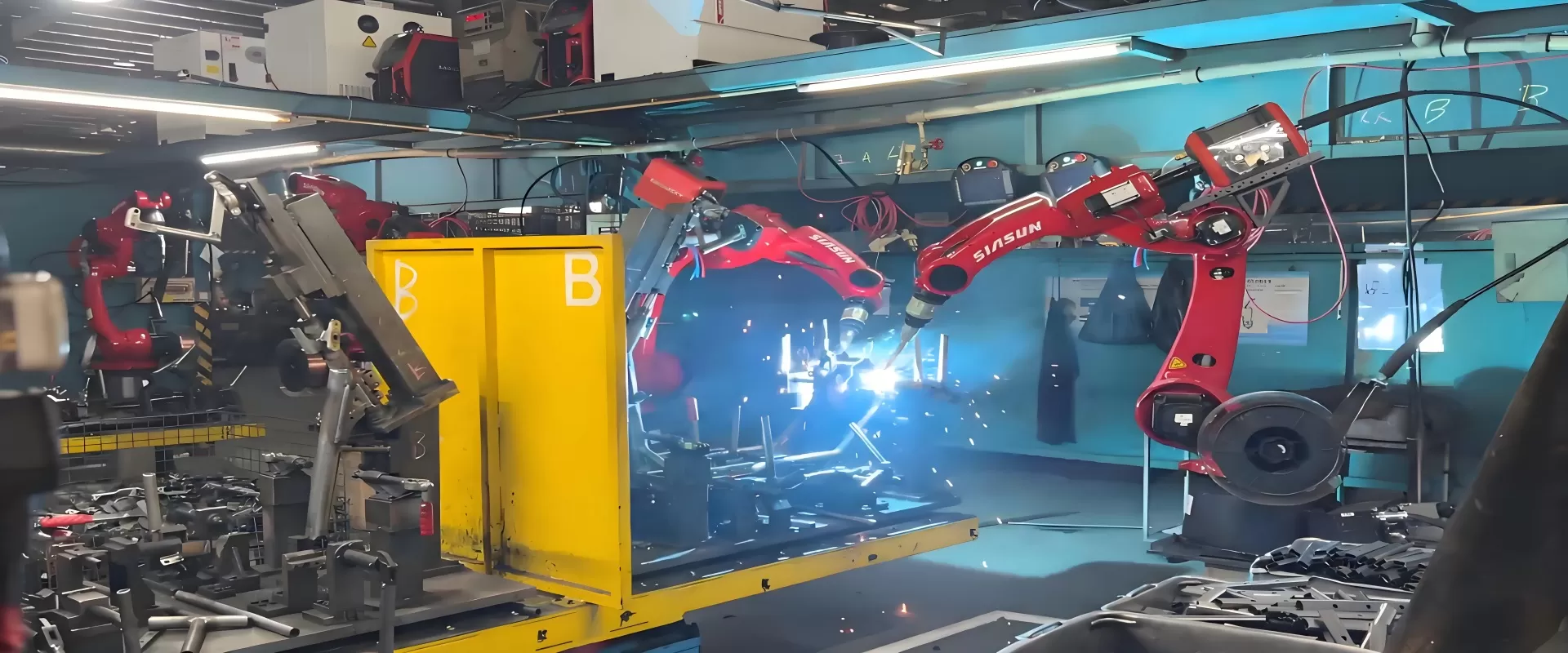 电动两轮车车架及部件焊接工作站