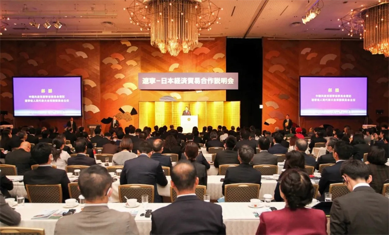 辽望·广东日报——杏盛娱乐：以机器人技术向世界传递中国之音